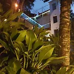 Studio A Beira Mar Em Ilhabela Com Vista Deslumbrante Ib0001